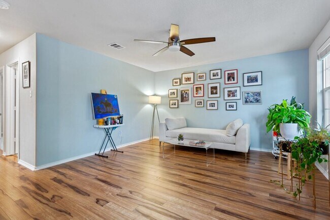 Building Photo - 340 Altamont St
