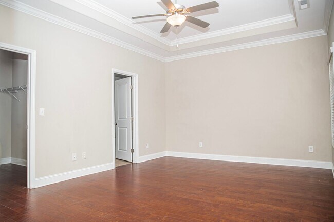 Building Photo - 4 Bedroom 2 Bathroom Rental in Cullman City.