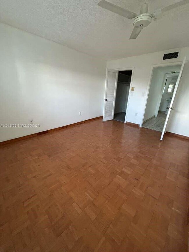 Building Photo - 8460 Sunrise Lakes Blvd