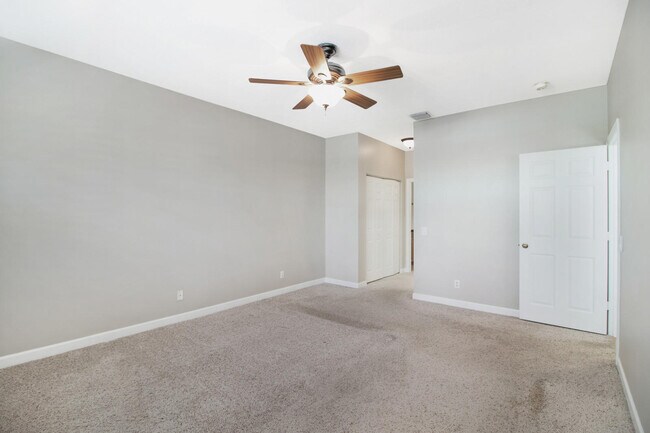Building Photo - 137 Barefoot Cove