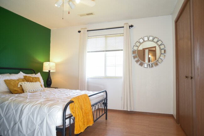 Bedroom #2 - 523 Kimberlite St