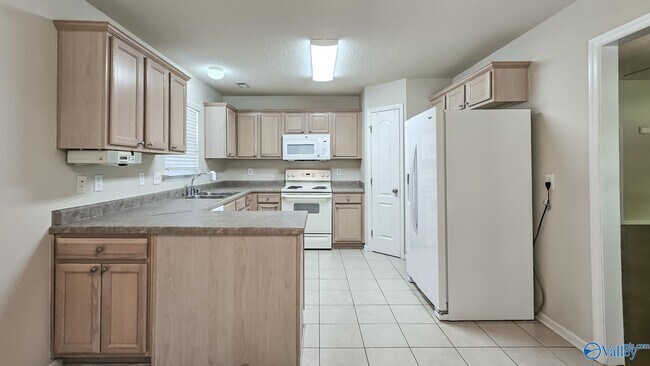 Building Photo - 111 Artesian Ln NW