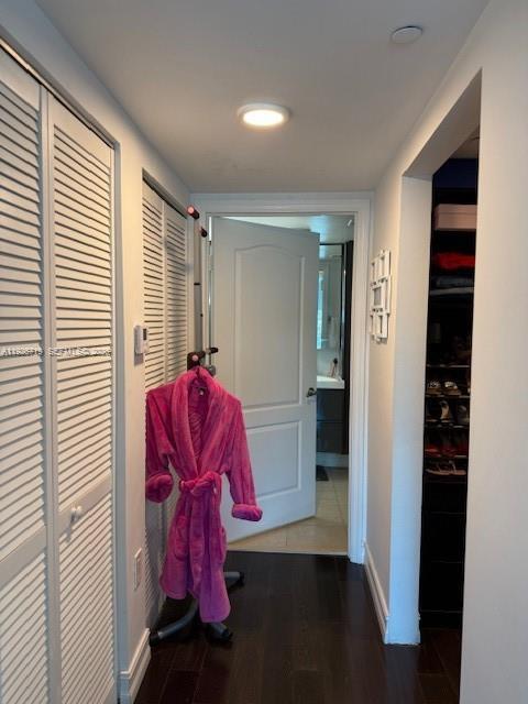 Building Photo - 2101 Brickell Ave