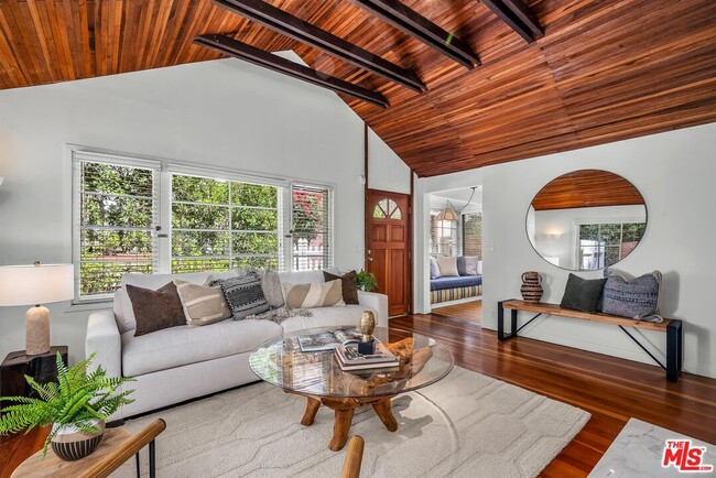 Building Photo - 10546 Selkirk Ln