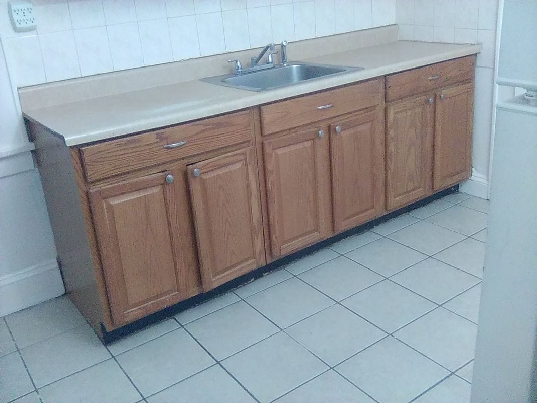 Building Photo - 89 Maple St