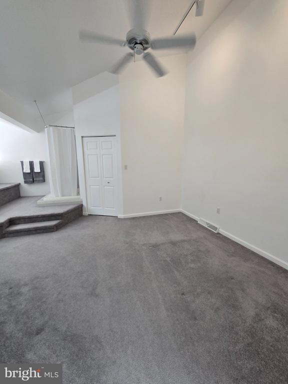 Building Photo - 306 Cherrington Dr