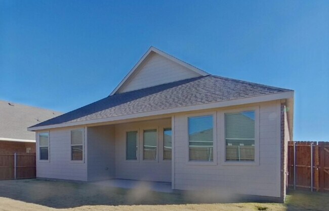 Building Photo - Bright, Spacious, and Ready to Call Home — 4 Bedrooms