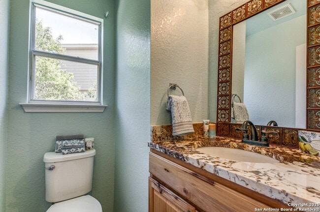 Building Photo - 8227 Maloy Manor