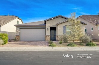 Building Photo - 653 Timberfalls Ln