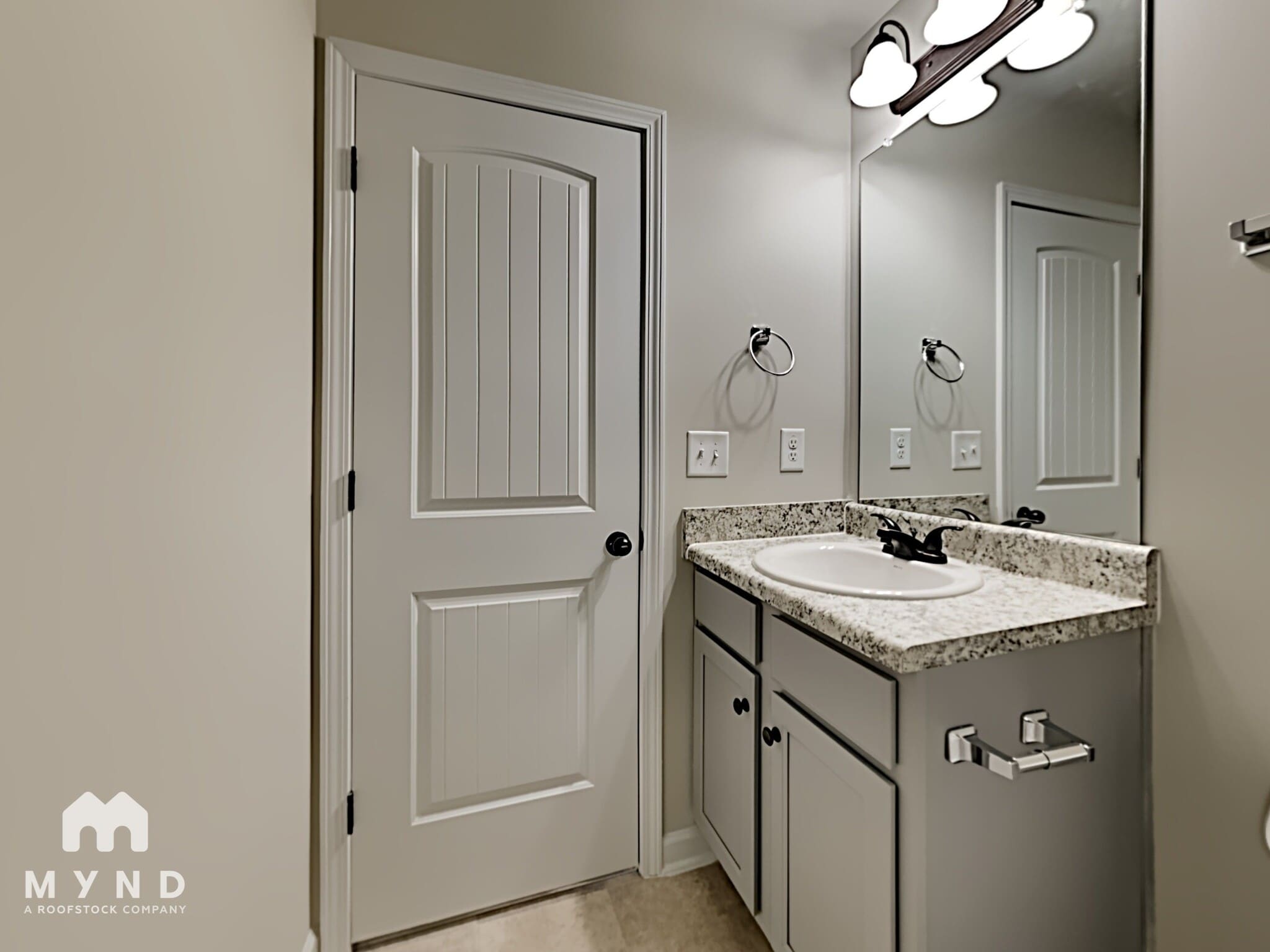 Building Photo - 6063 Oak Bend Ct