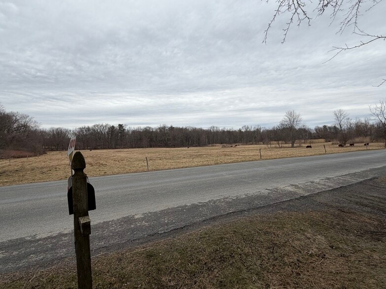 Building Photo - 100 Summerset Rd