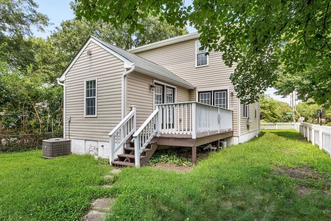 Building Photo - BEAUTIFUL NEWER SINGLE FAMILY HOME NEAR VCU