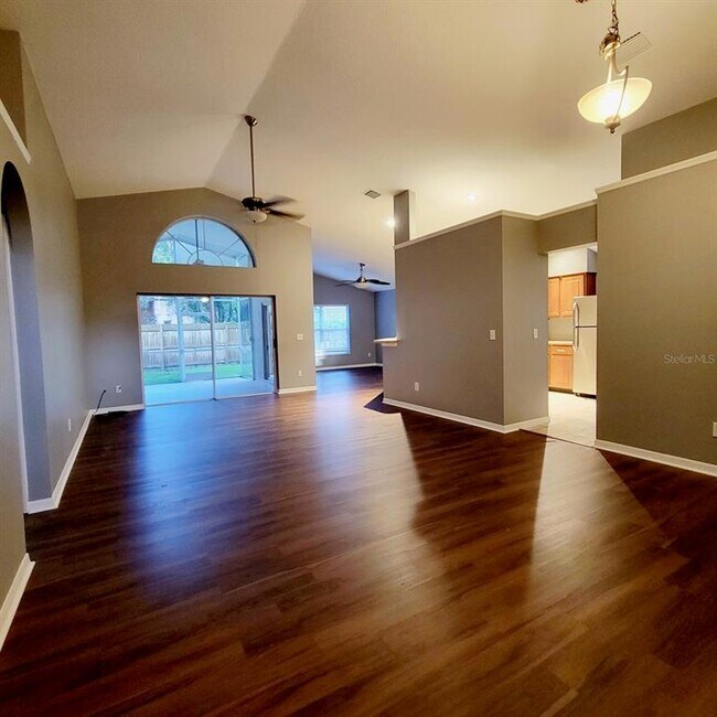 Building Photo - 4130 Shadow Creek Cir