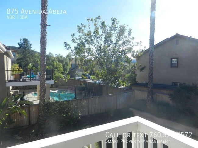 Building Photo - 875 Avenida Abeja