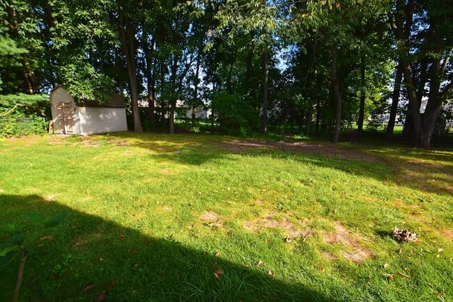 Building Photo - 3 Bed 2.5 Bath in Penn School District