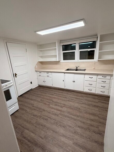 Building Photo - 109 N 500 W