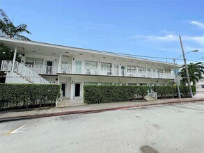 Building Photo - 620 76th St