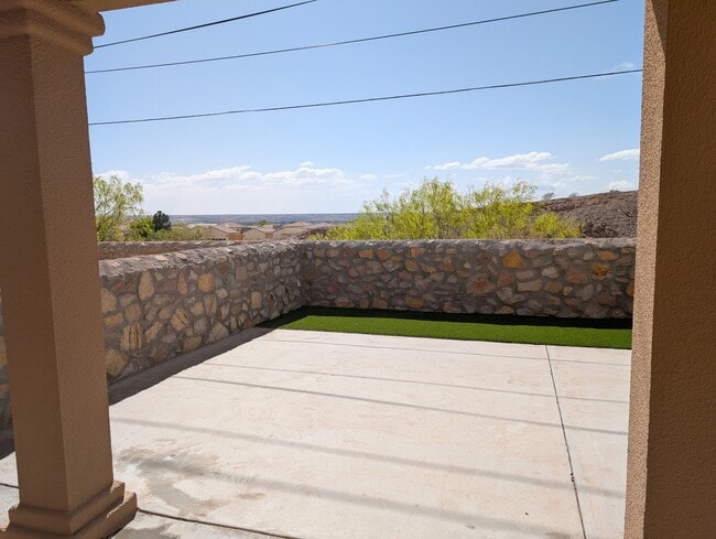 Building Photo - 529 Green Village Ct