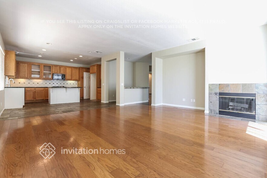 Building Photo - 39410 Indigo Sky Ave