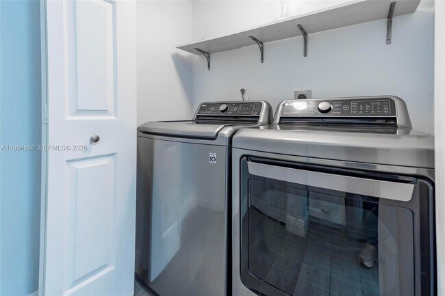 Building Photo - 9288 W Atlantic Blvd