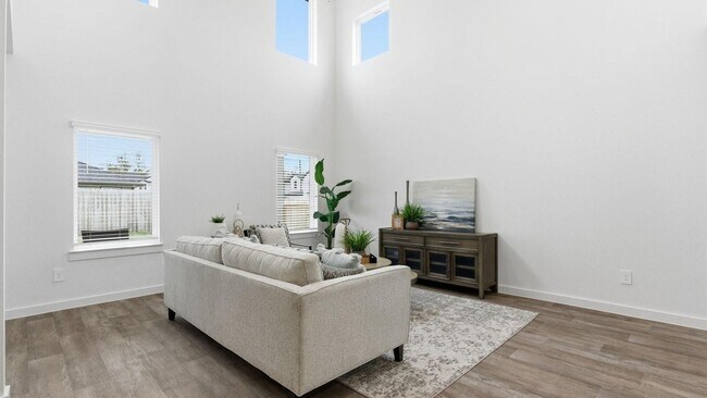 Building Photo - 8043 Marconi Corsco Dr