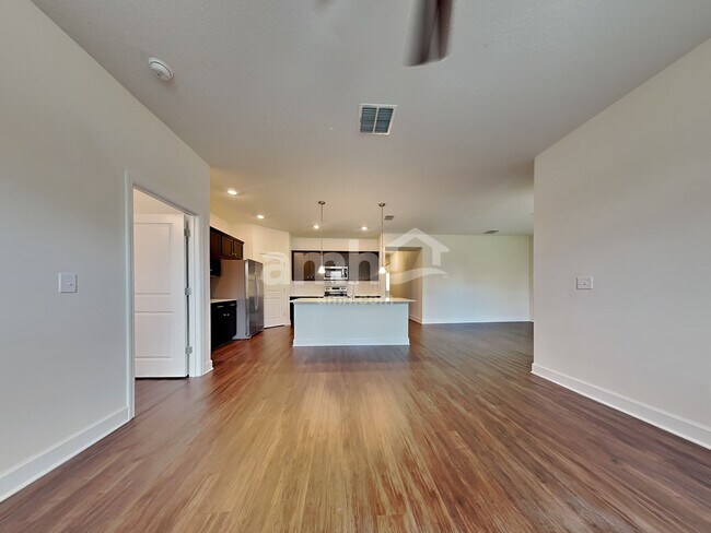 Building Photo - 33817 Widman Way