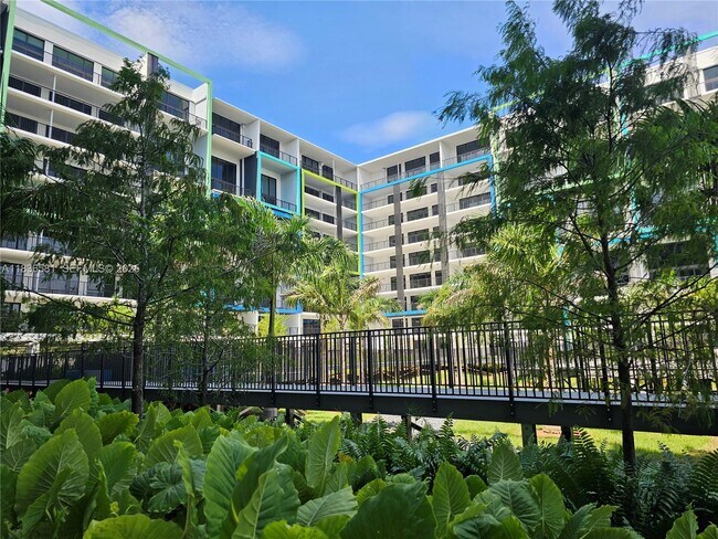 Building Photo - 4400 Sunrise Blvd