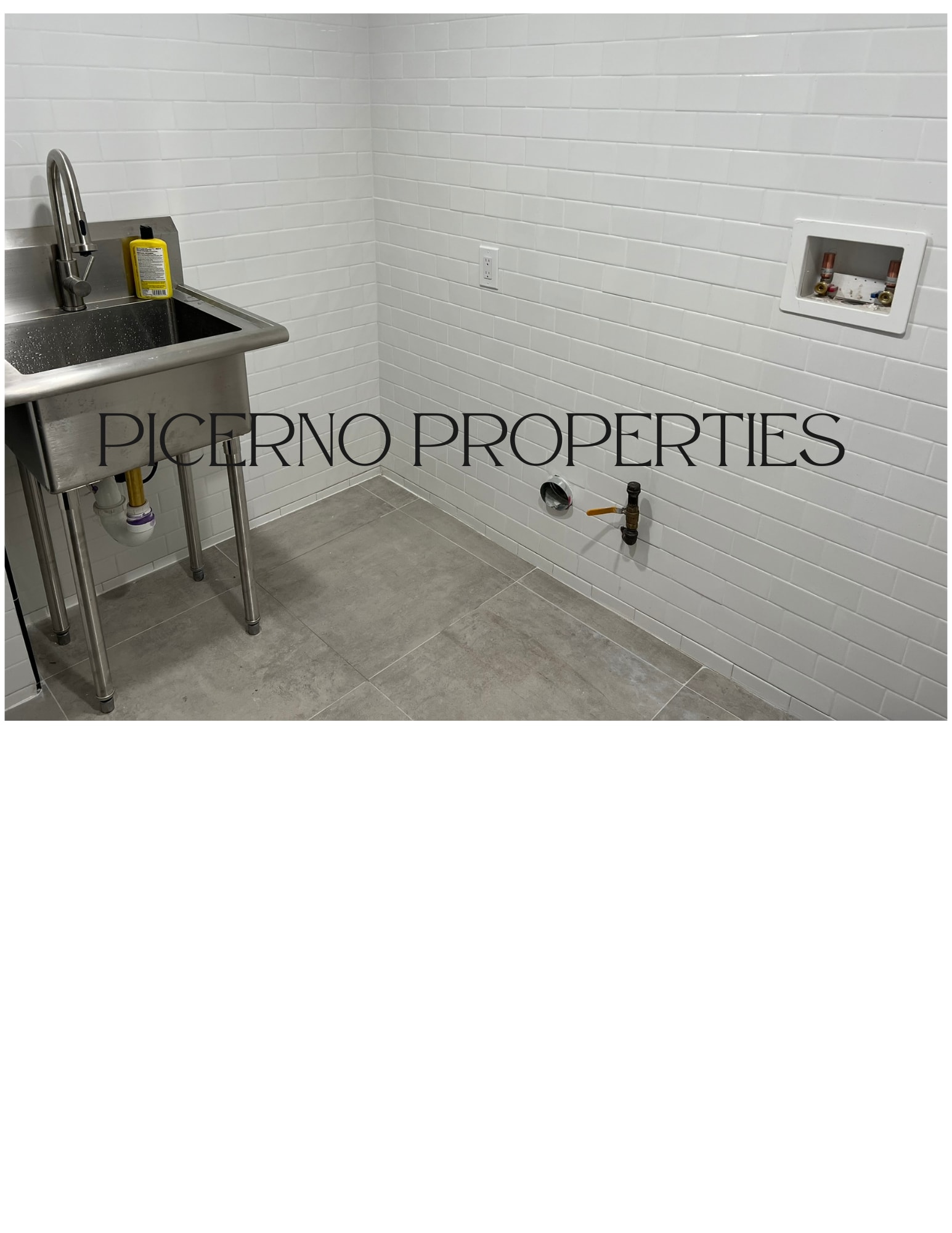 Laundry Room - 3745 59th St