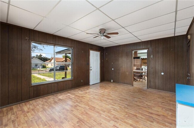 Building Photo - 1600 Oblate Ave