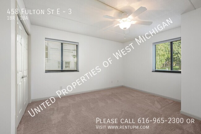 Building Photo - 458 Fulton St E
