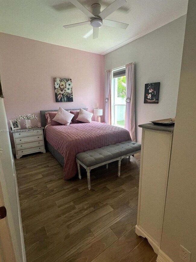 Building Photo - 6328 Hatteras Club Dr