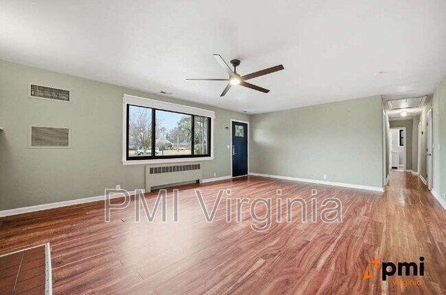 Building Photo - 2707 Martone Rd