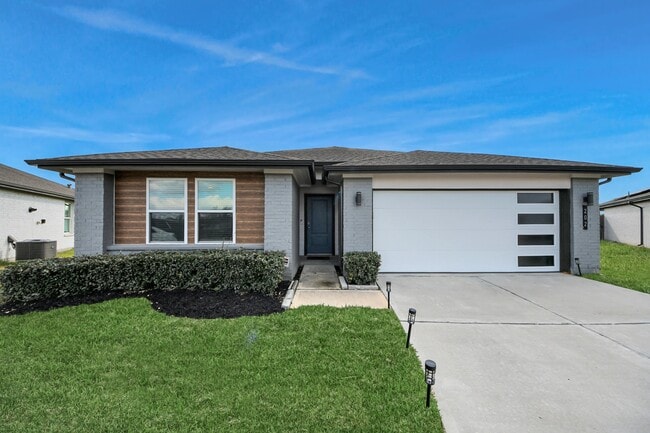 Building Photo - 202 Serena Pk Ln