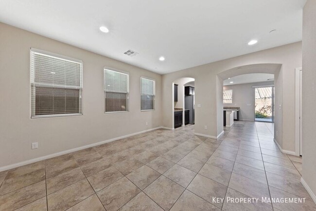 Building Photo - 2324 Mundare-