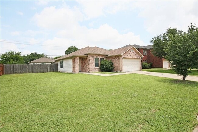 Building Photo - 1153 Apollo Cir