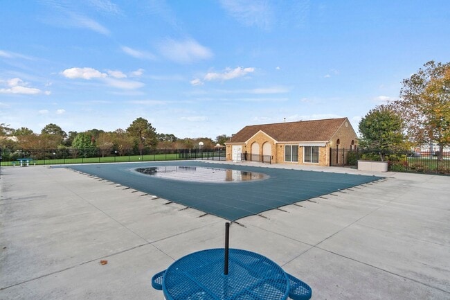 Building Photo - Ocean Lakes