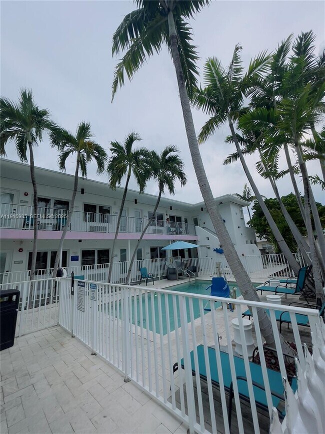 Building Photo - 240 76th St