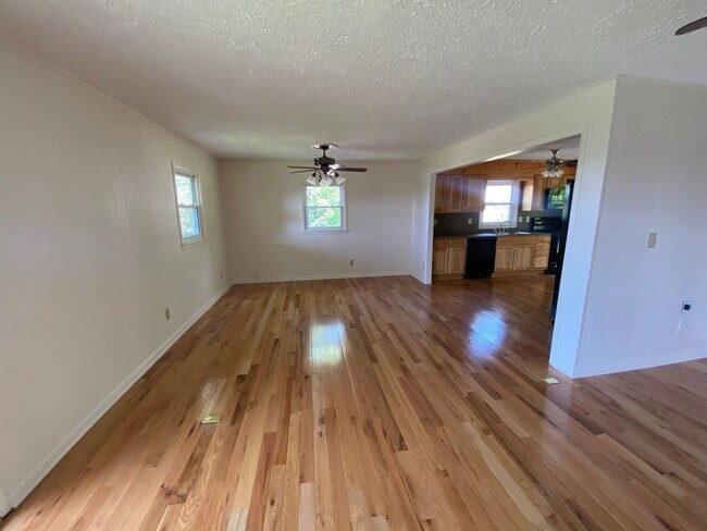 Building Photo - Breathe Deep. Live Easy. Love the Mountains!