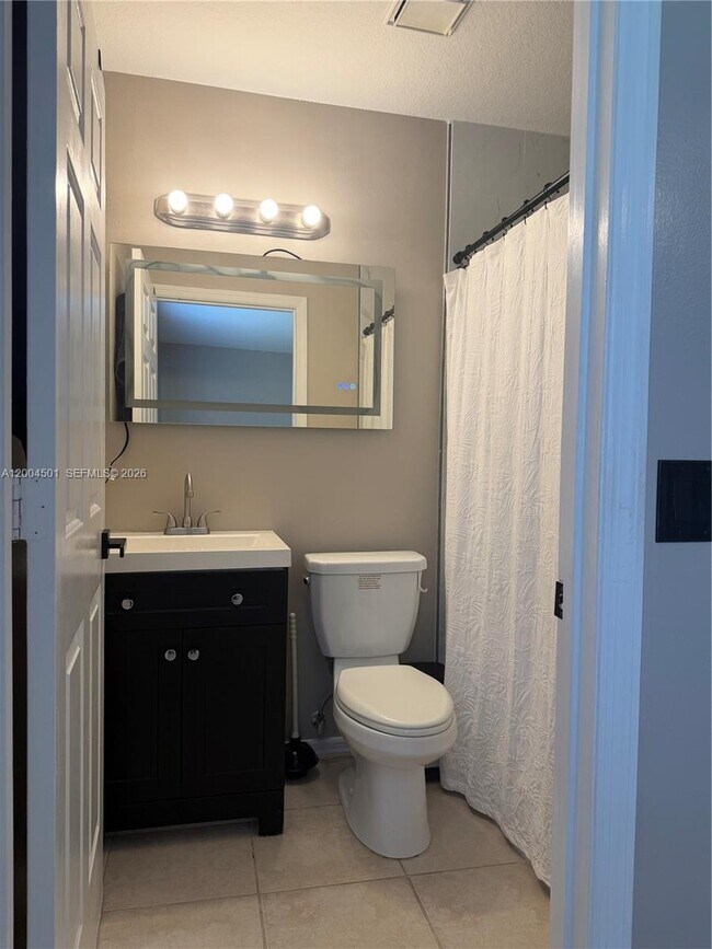 Building Photo - 9495 80th St