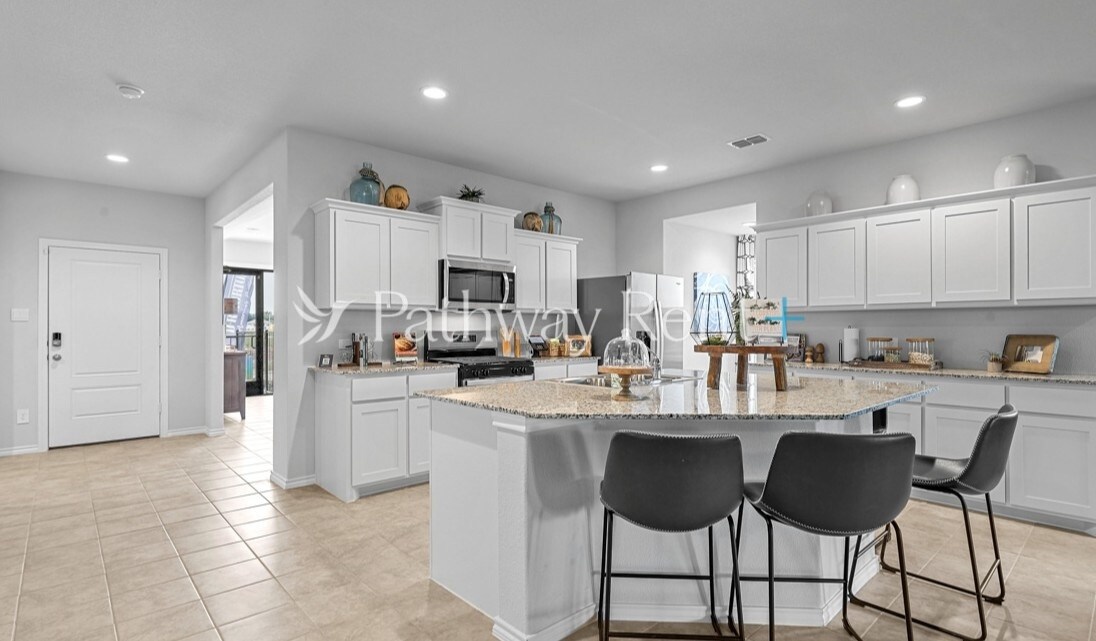 Building Photo - 9452 Mint Hill Dr