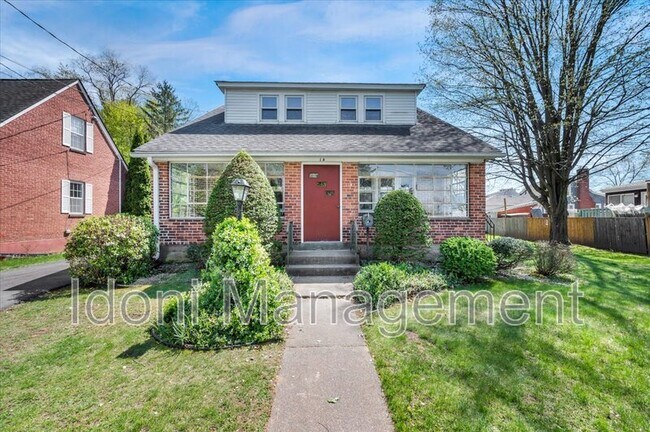 Building Photo - 14 Ridgefield St