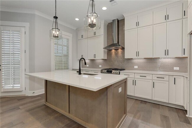 Building Photo - 1007 Fendley St