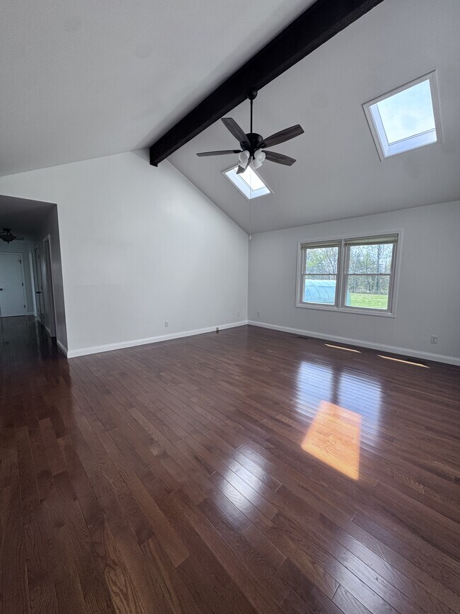 Building Photo - 49 Kingfisher Ln