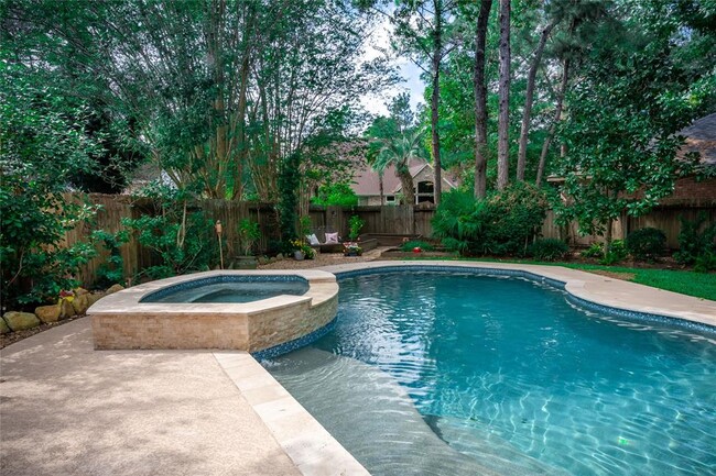 Building Photo - 43 N Greenvine Cir