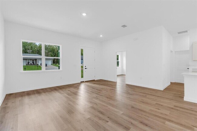 Building Photo - 10615 N Didiscus Dr