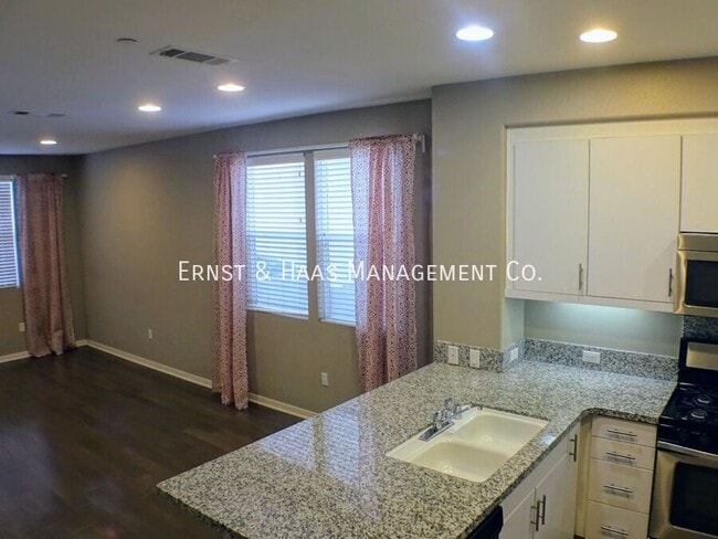 Building Photo - 16674 Bellflower Blvd
