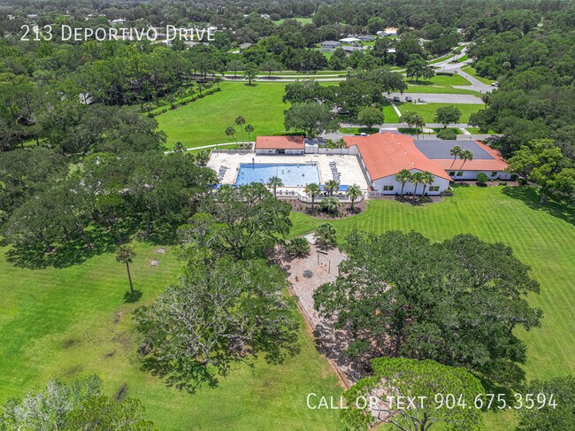 Building Photo - 213 Deportivo Dr