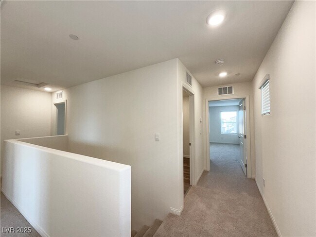 Building Photo - 1134 Northern Cardinal Dr