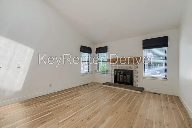 Building Photo - 4603 S Fraser Ct