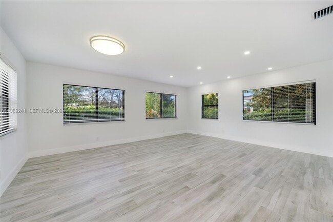 Building Photo - 6060 SW 16th Terrace